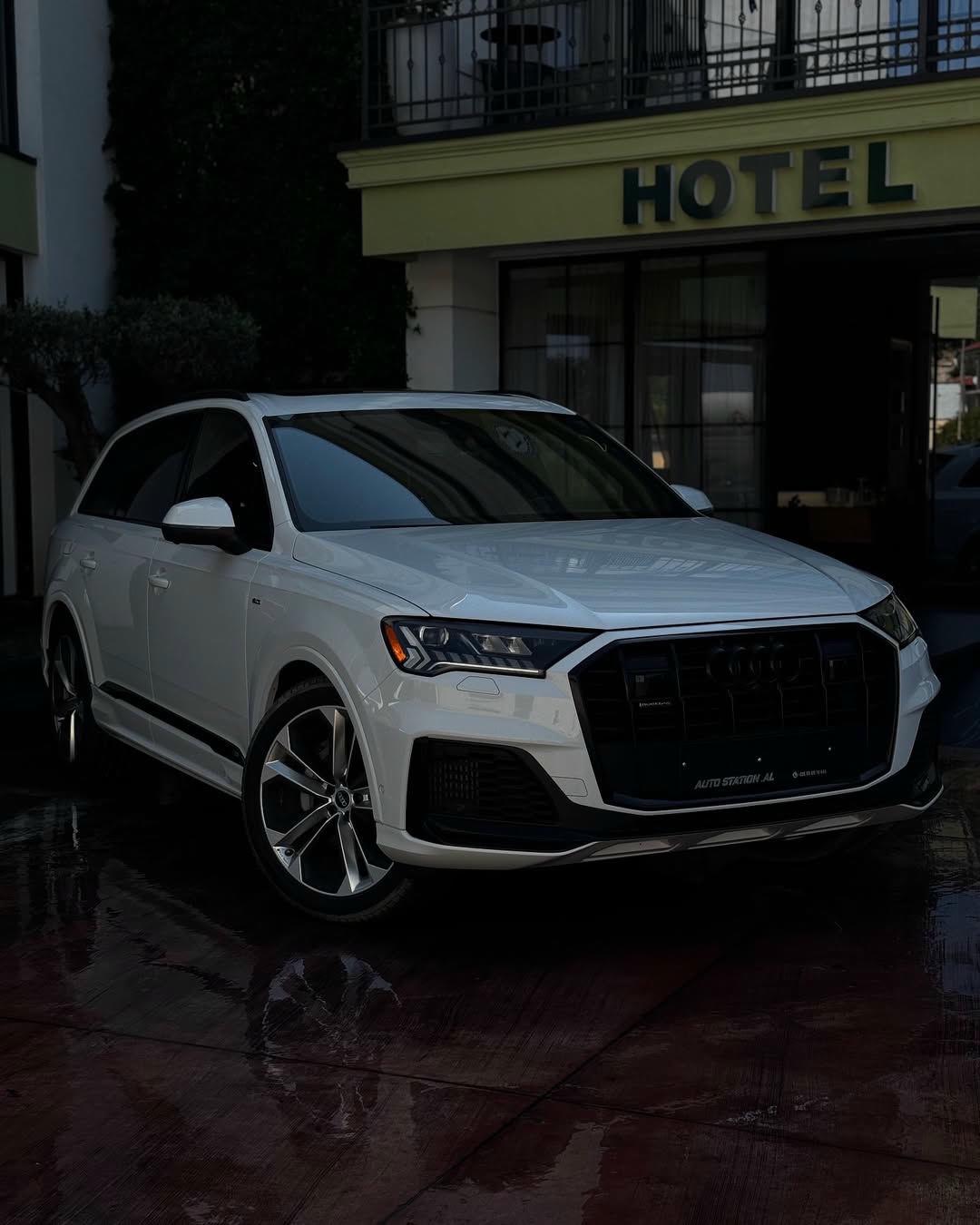 Audi Q7