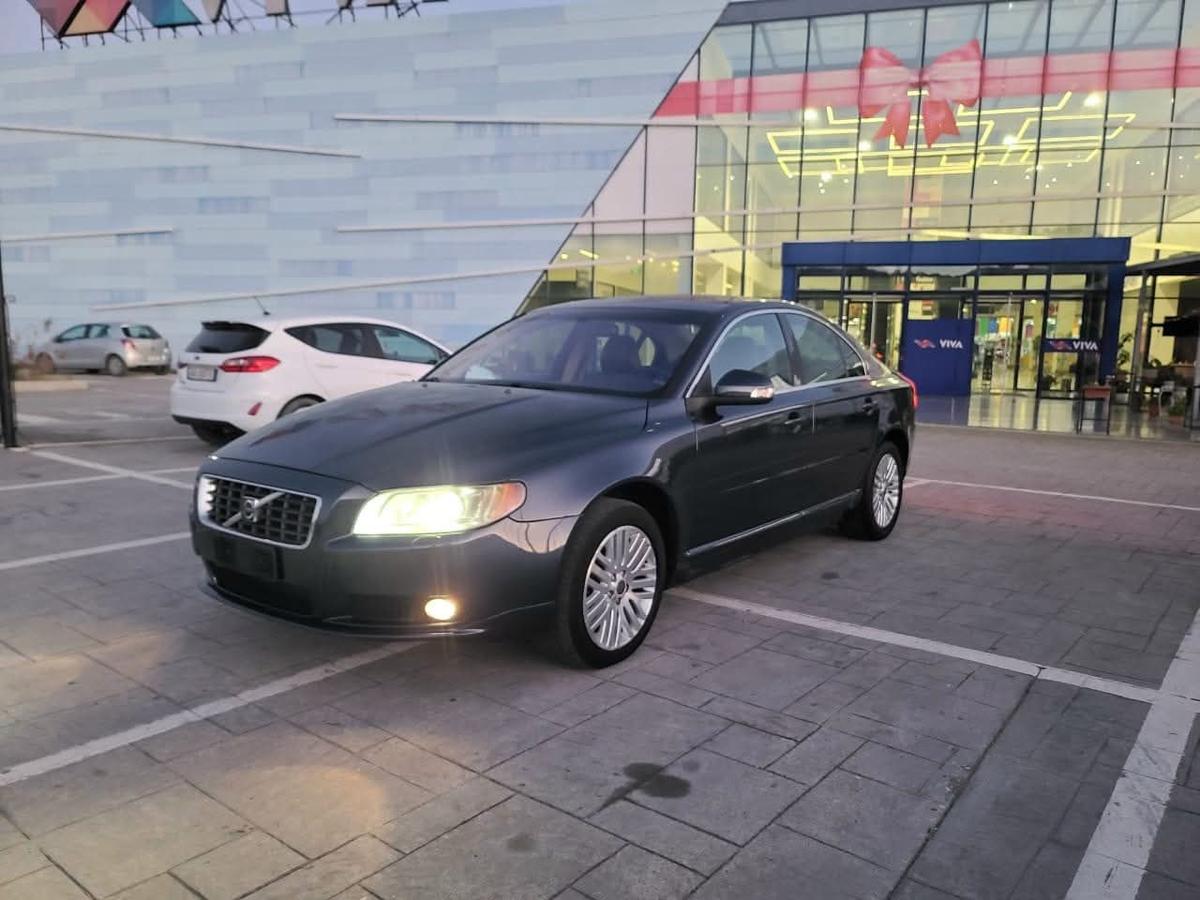 Volvo S80