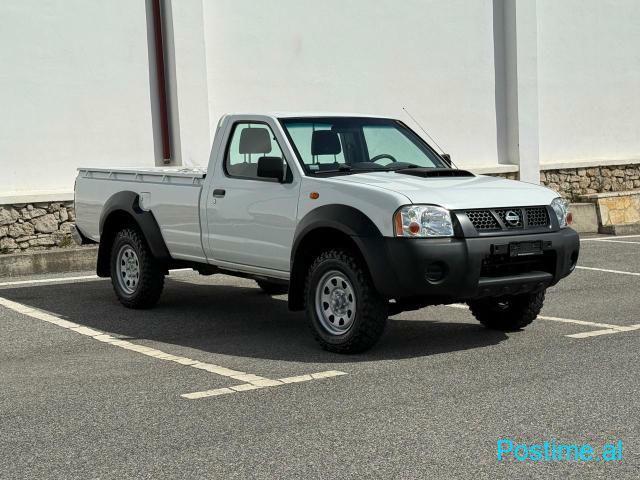 Nissan NP300