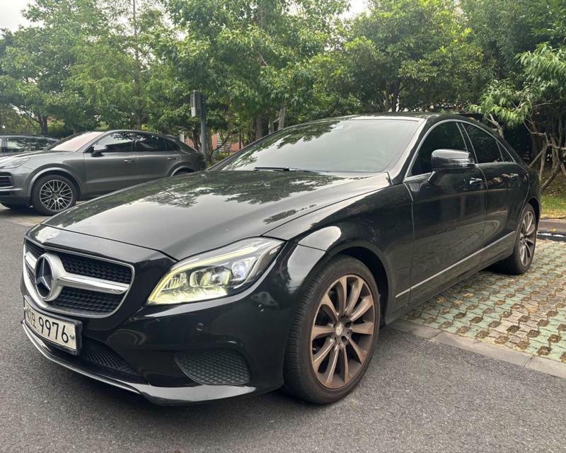 Mercedes-Benz CLS-Class