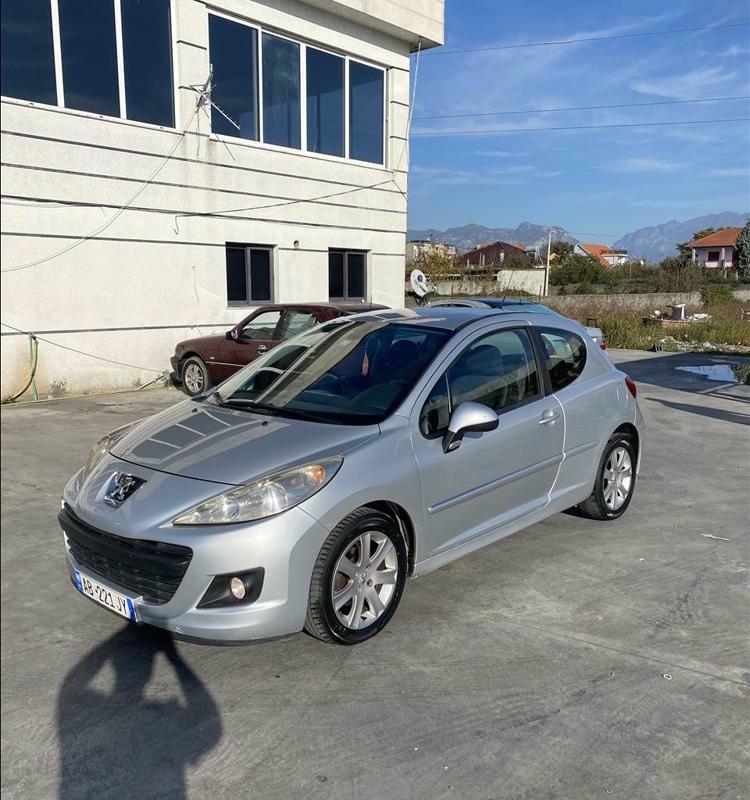 Peugeot 207
