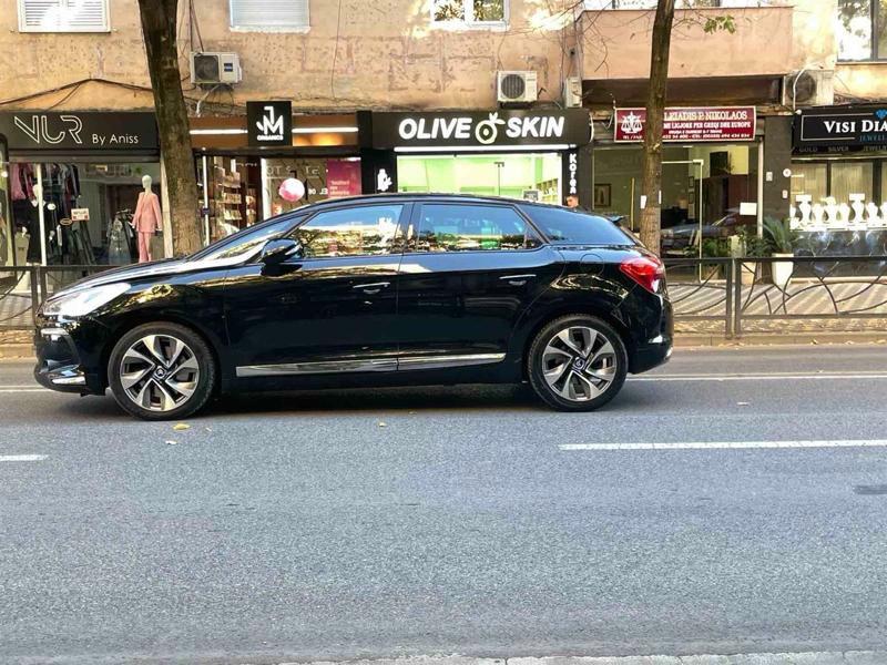 CITROEN DS5