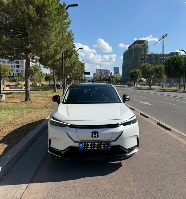 Honda e