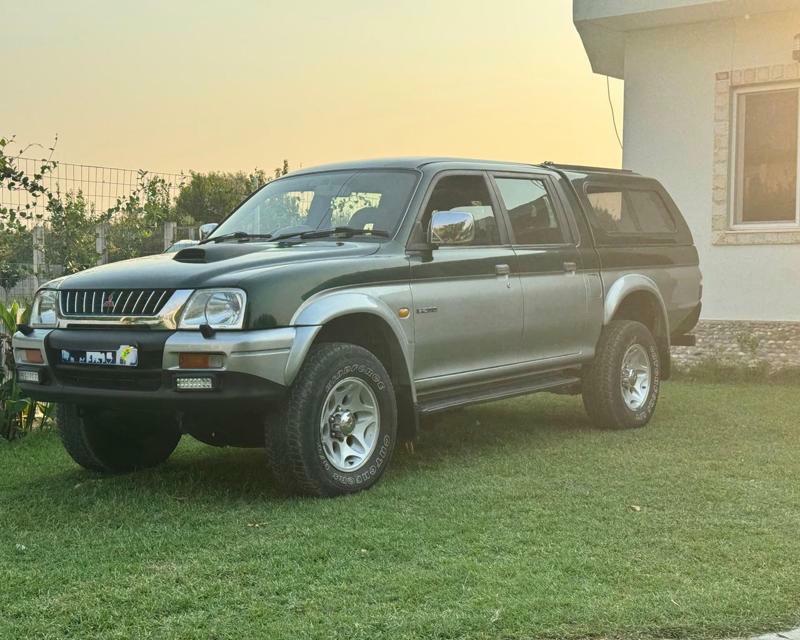 Mitsubishi L200
