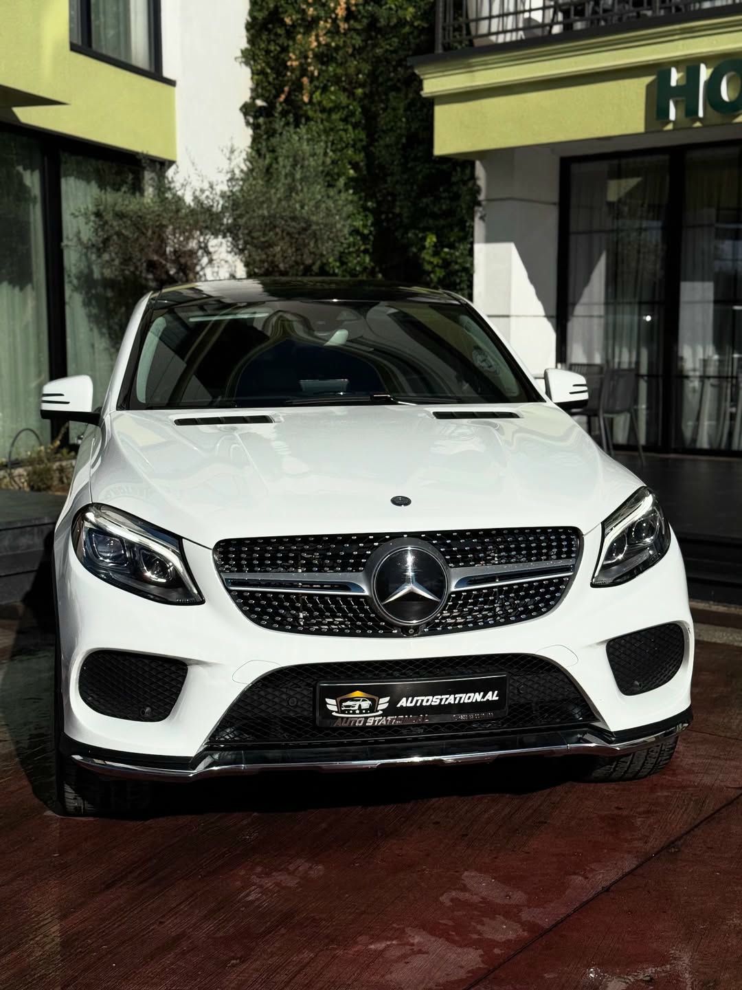 Mercedes-Benz GLE 2016 - foto 1