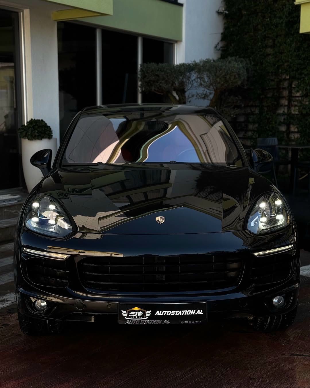 Porsche Cayenne 2016 - foto 1