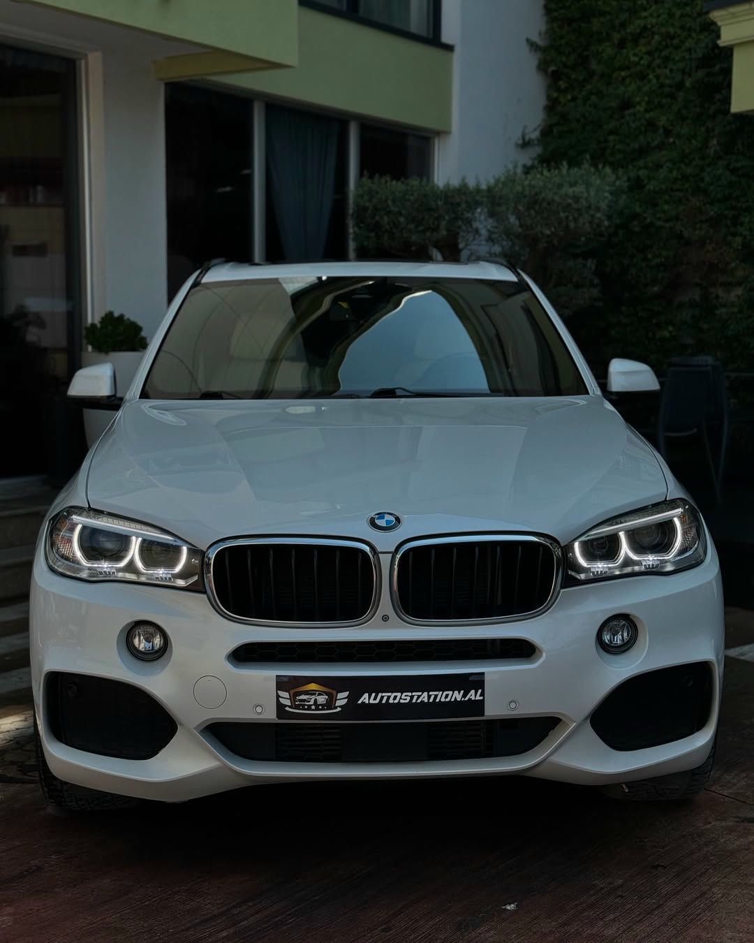 BMW X5 2015 - foto 1