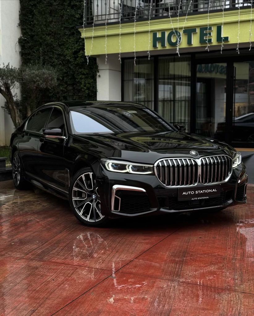 BMW 7 Series 2017 - foto 1
