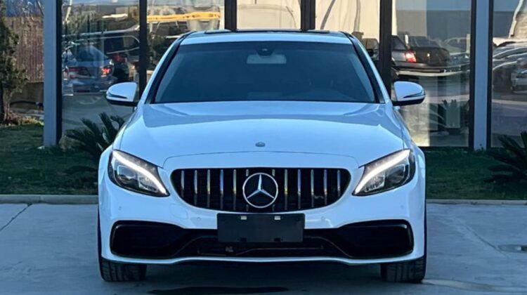 Mercedes-Benz C-Class 2015 - foto 1