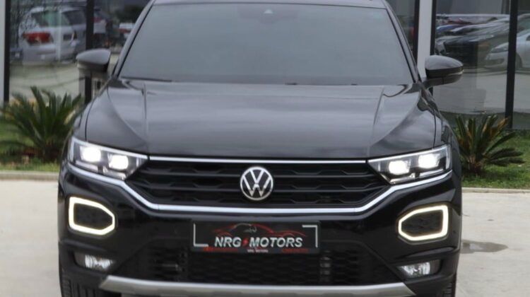Volkswagen T-Roc 2021 - foto 1