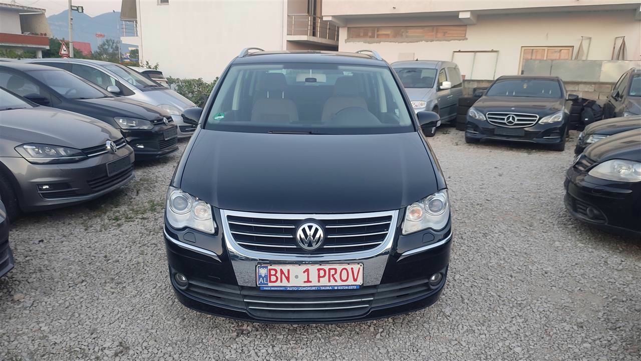 Volkswagen Touran 2007 - foto 1
