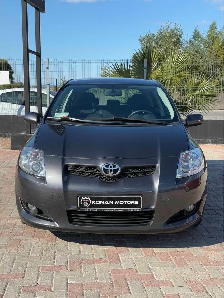 Toyota Auris 2007 - foto 1