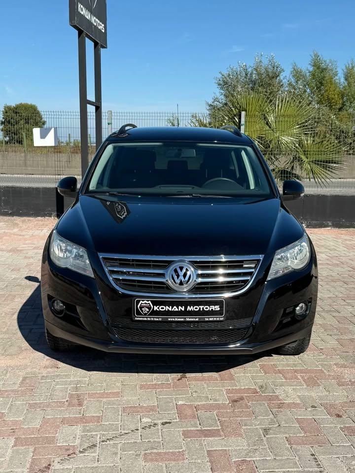 Volkswagen Tiguan 2010 - foto 1