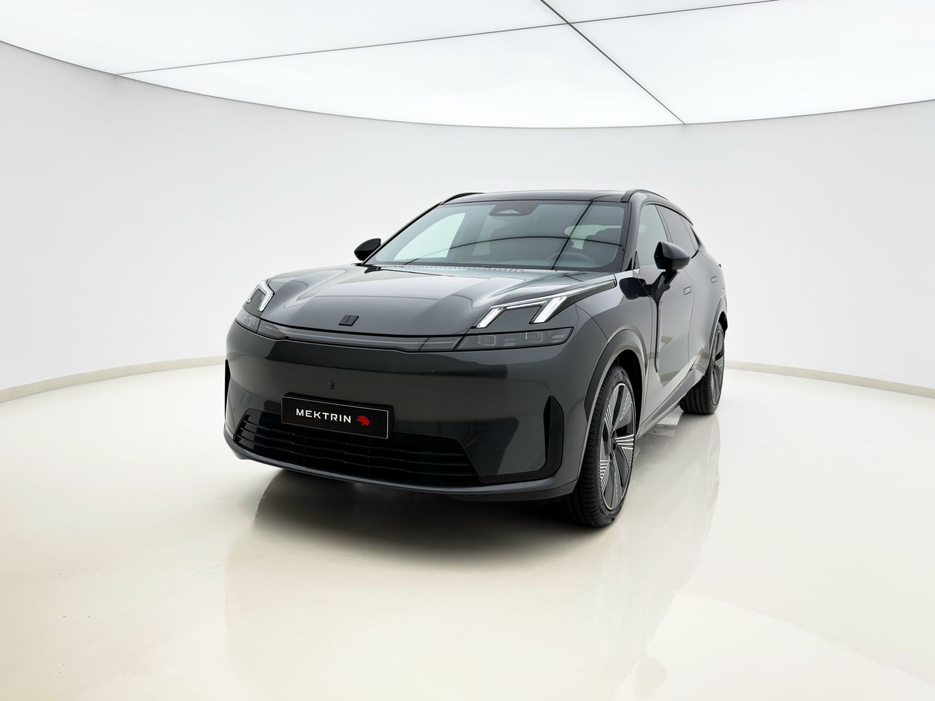 Lynk & Co 08 2025 - foto 1