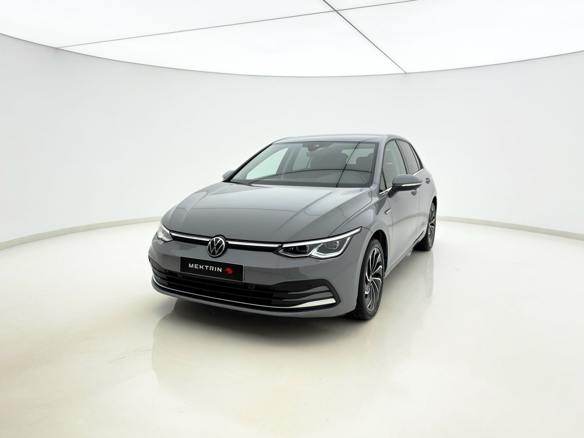 Volkswagen Golf 2023 - foto 1
