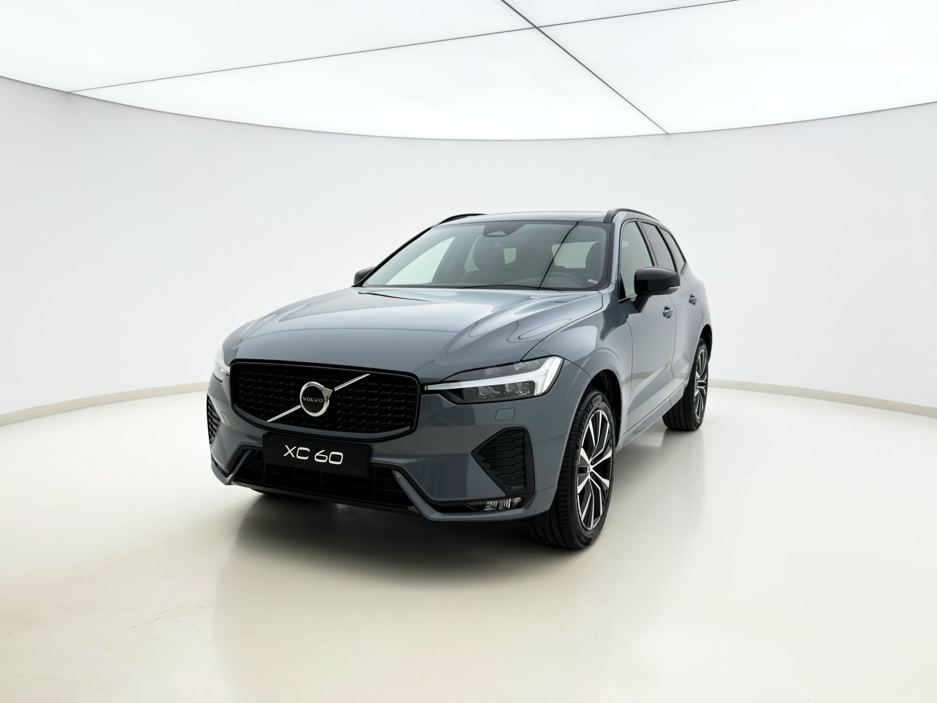 Volvo XC60 2024 - foto 1