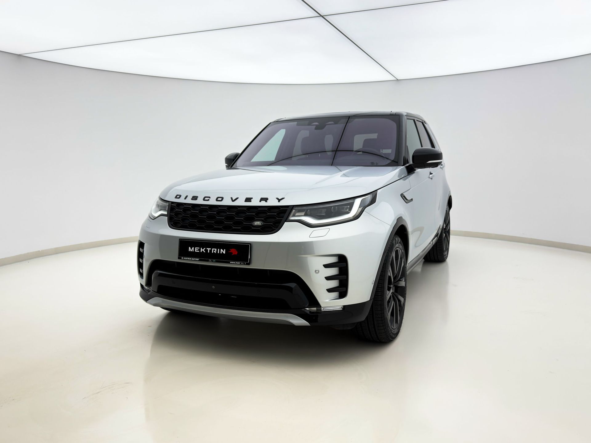 Land Rover Discovery 2023 - foto 1