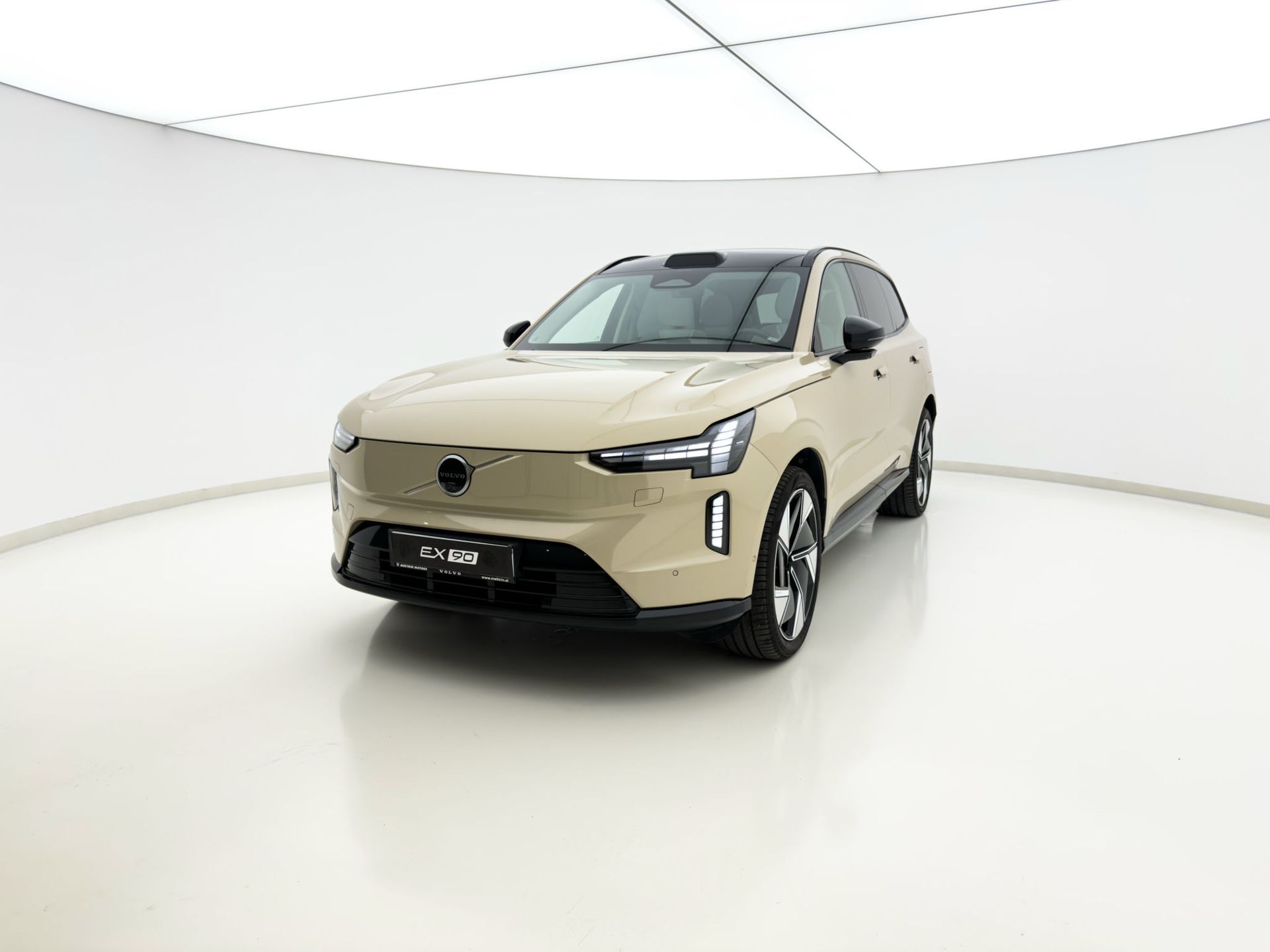 Volvo EX90 2025 - foto 1