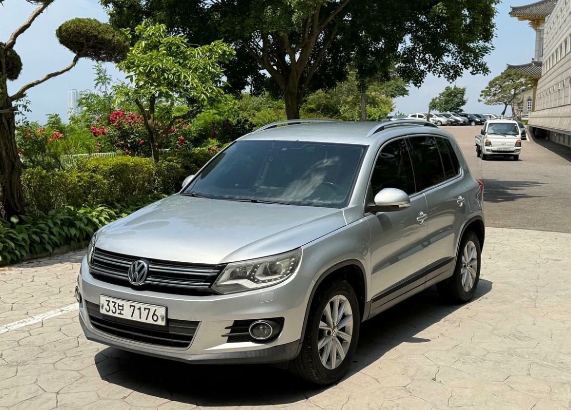 Volkswagen Tiguan 2014 - foto 1
