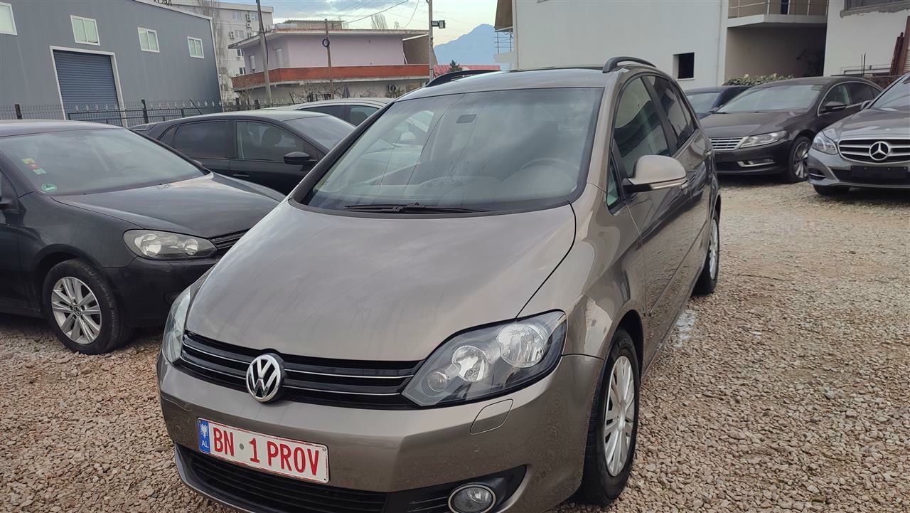 Volkswagen Golf 2009 - foto 1