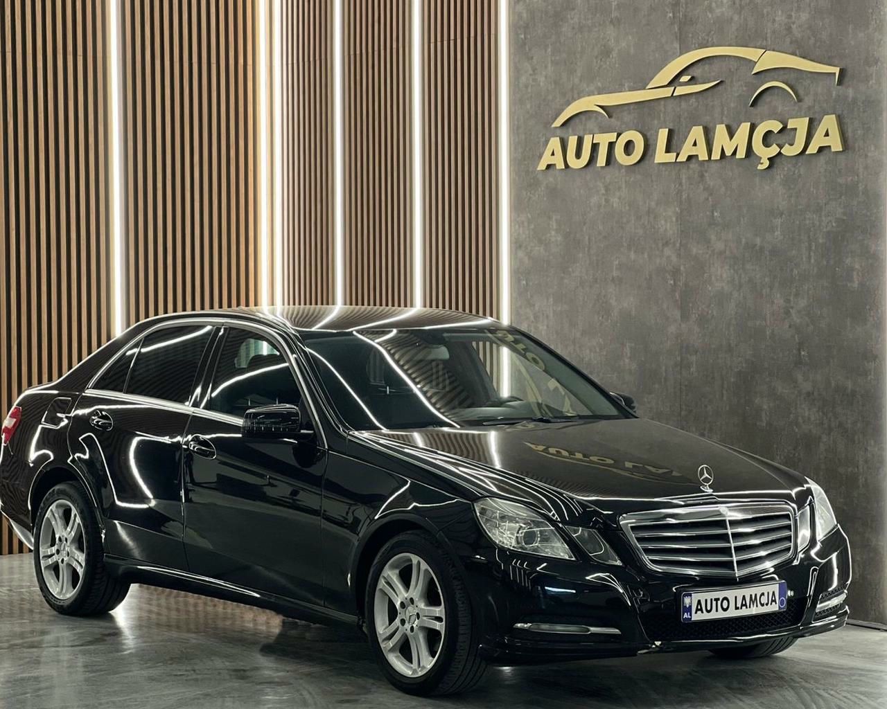 Mercedes-Benz E-Class 2011 - foto 1