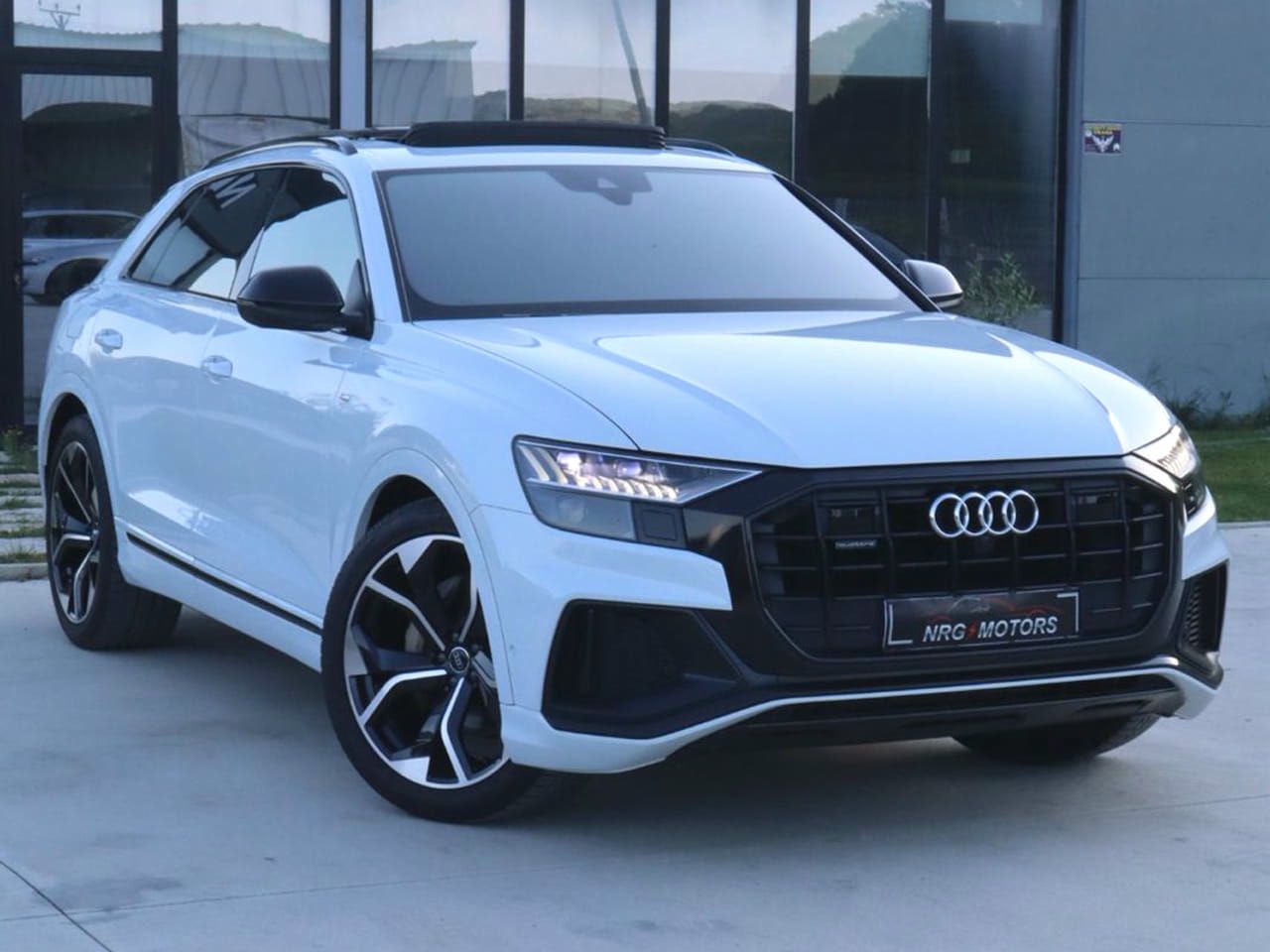 Audi Q8 2021 - photo 1