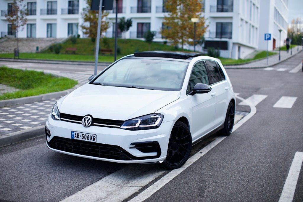 Volkswagen Golf 2015 - foto 1