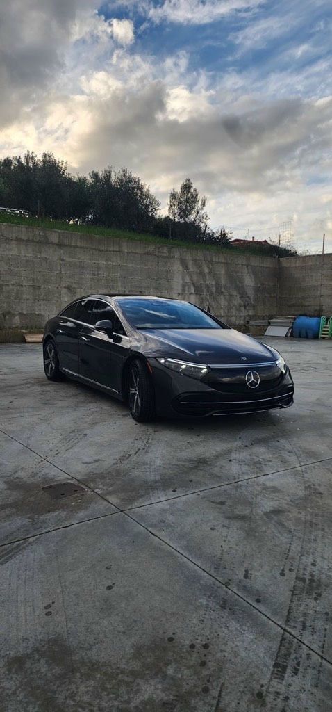Mercedes-Benz EQS 2023 - foto 1