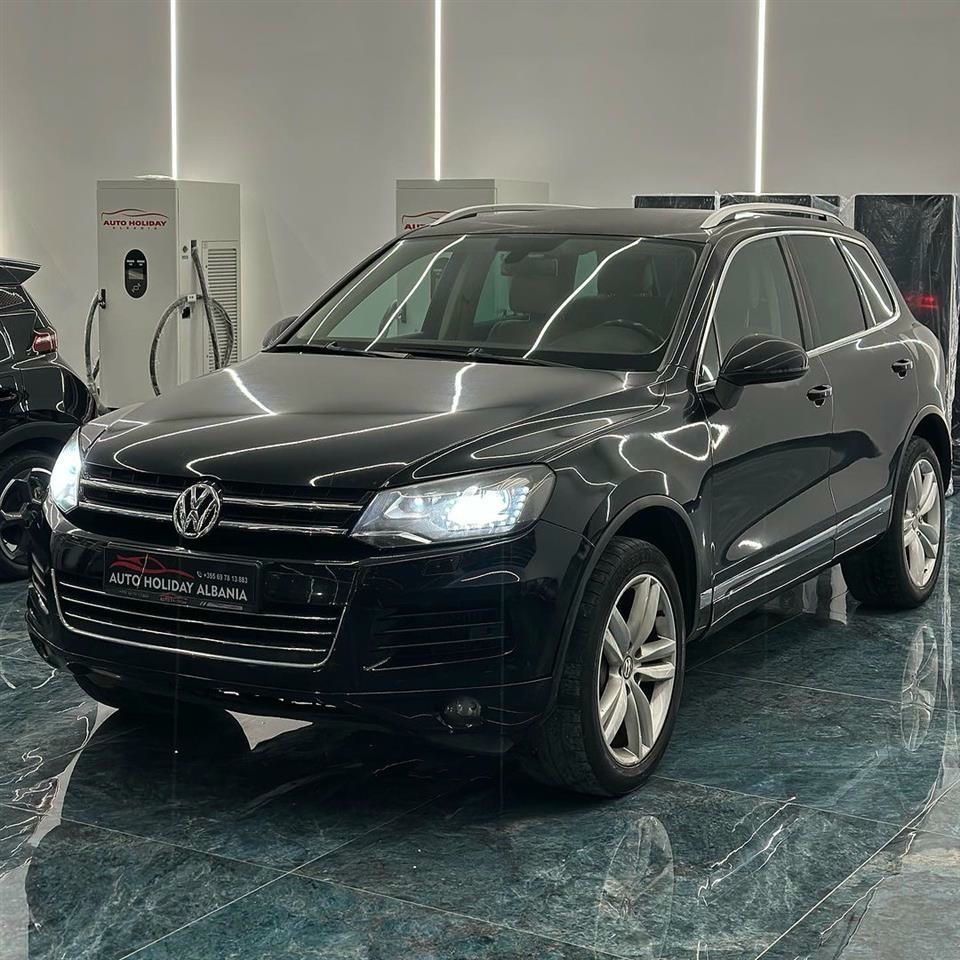 Volkswagen Touareg 2012 - foto 1