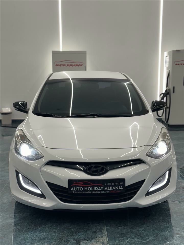 Hyundai i30 2012 - foto 1