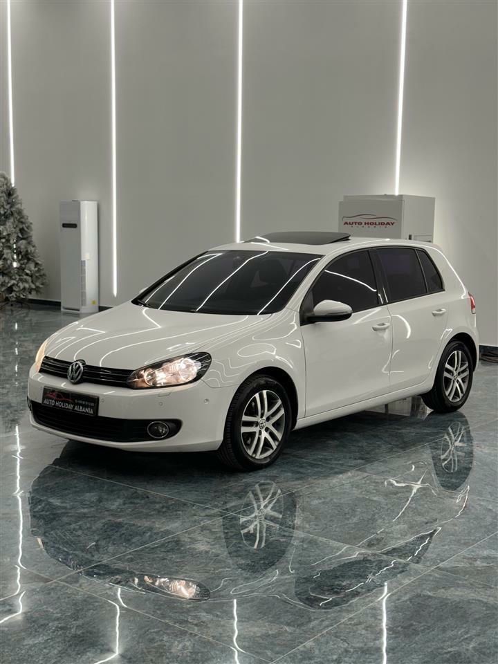 Volkswagen Golf 2011 - foto 1