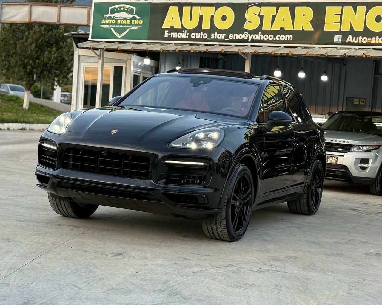 Porsche Cayenne 2020 - foto 1