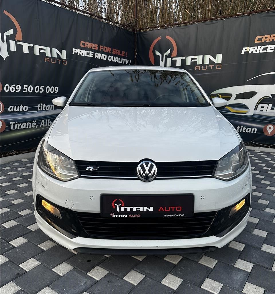 Volkswagen Polo 2015 - foto 1