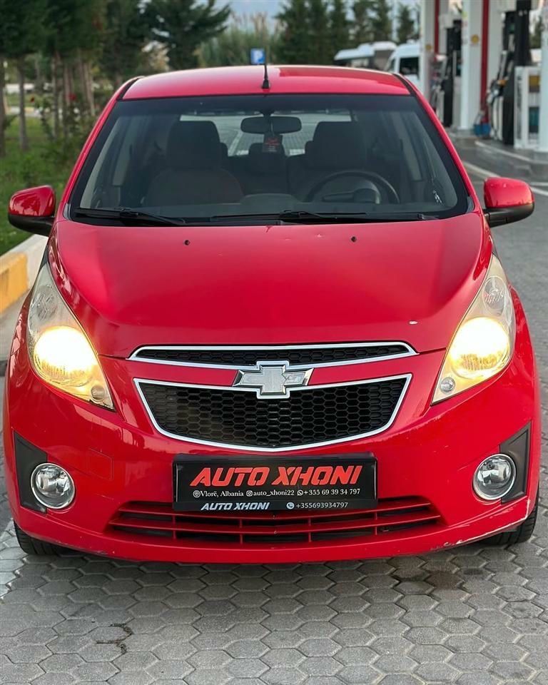 Chevrolet Spark 2011 - foto 1