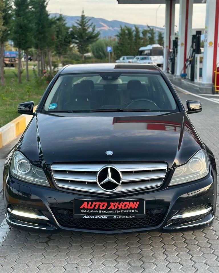 Mercedes-Benz C-Class 2011 - foto 1