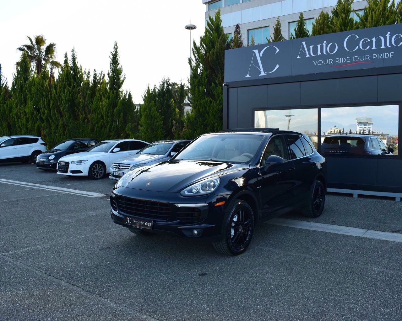 Porsche Cayenne 2015 - foto 1