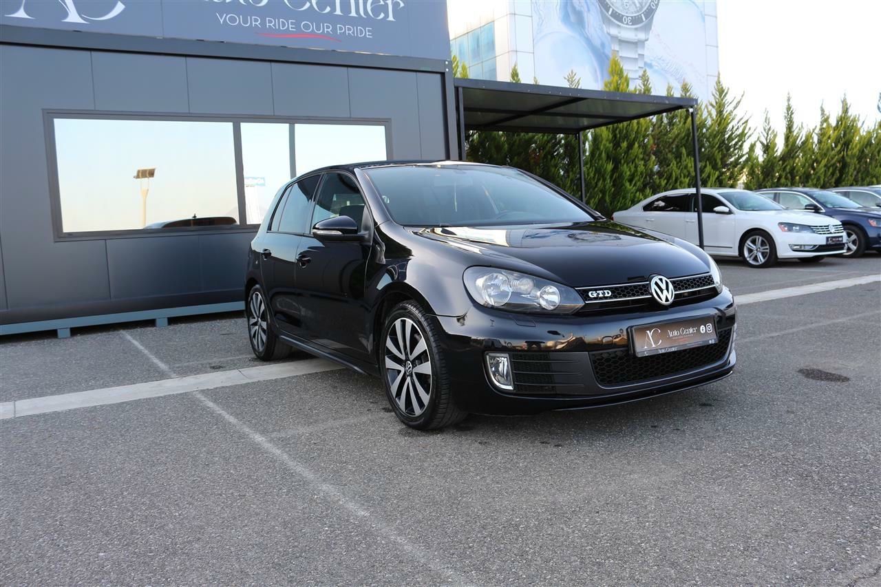 Volkswagen Golf 2011 - foto 1