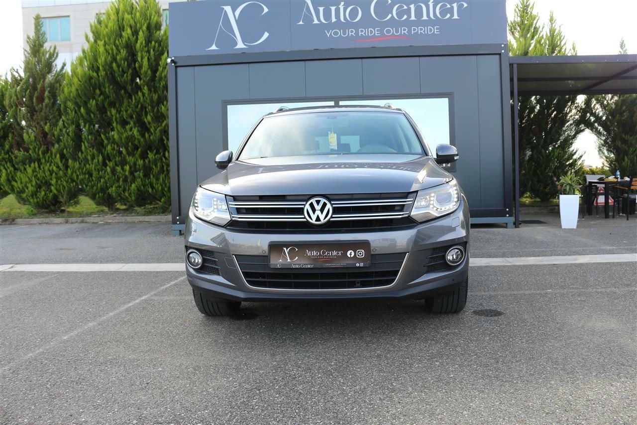 Volkswagen Tiguan 2012 - foto 1
