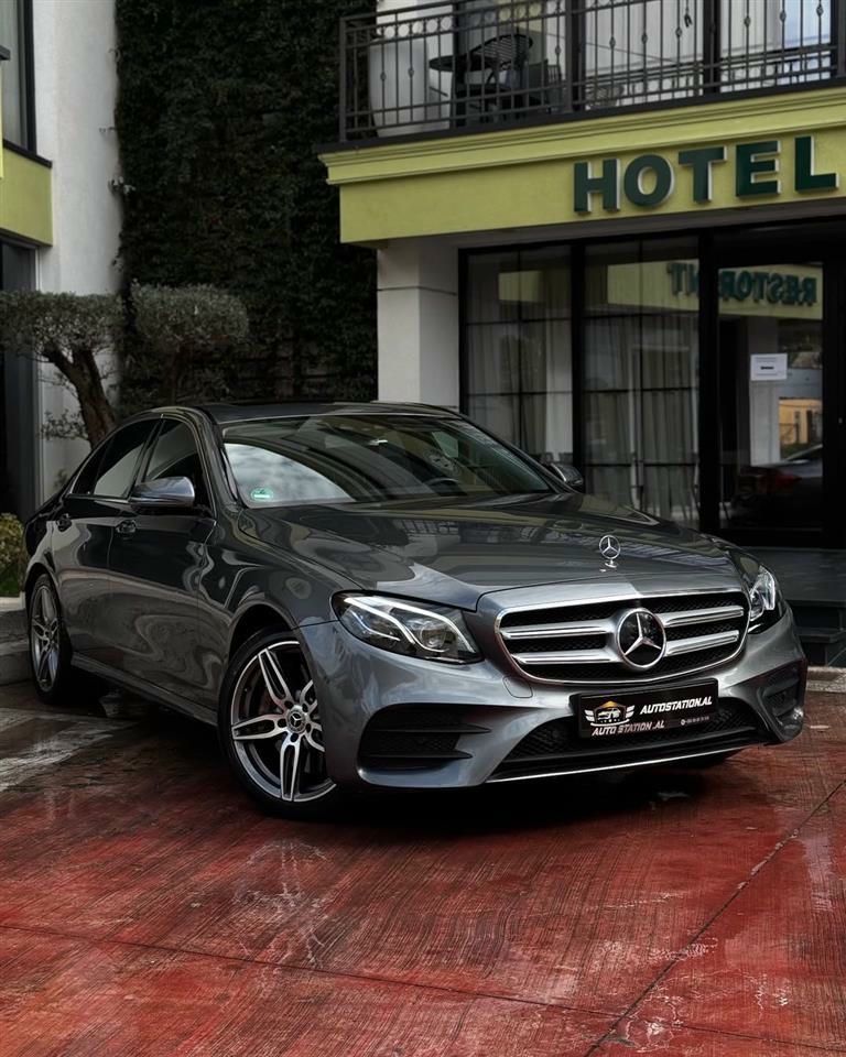 Mercedes-Benz E-Class 2017 - foto 1
