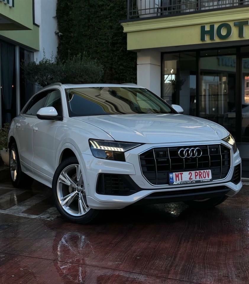 Audi Q8 2019 - foto 1