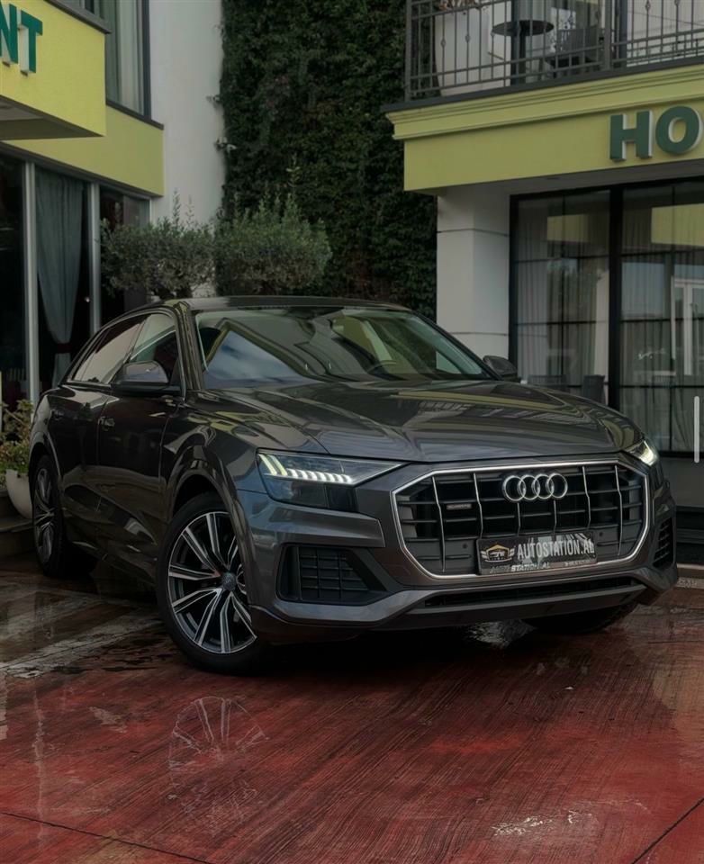 Audi Q8 2019 - foto 1