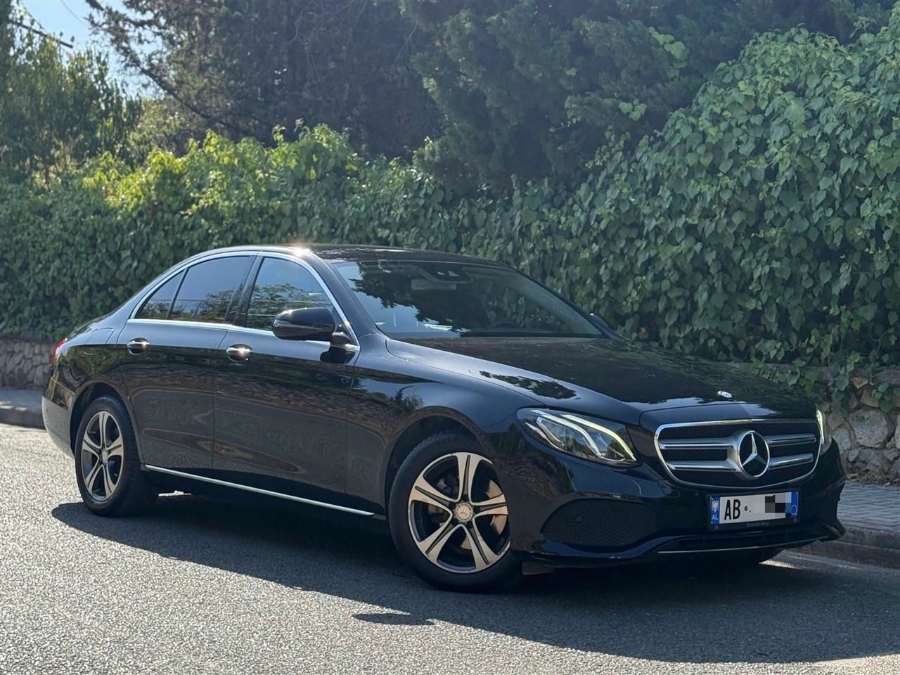 Mercedes-Benz E-Class 2019 - foto 1