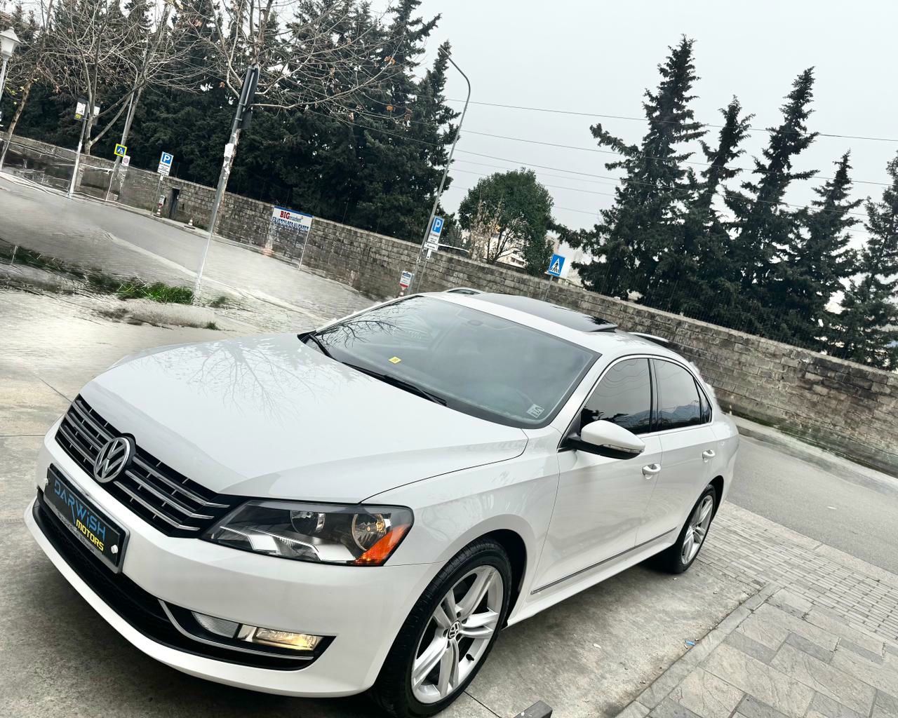 Volkswagen Passat 2012 - foto 1