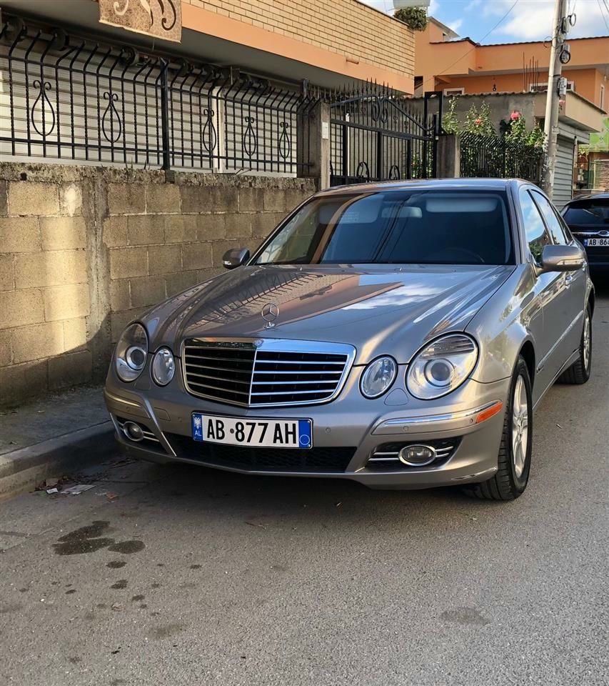 Mercedes-Benz E-Class 2008 - foto 1