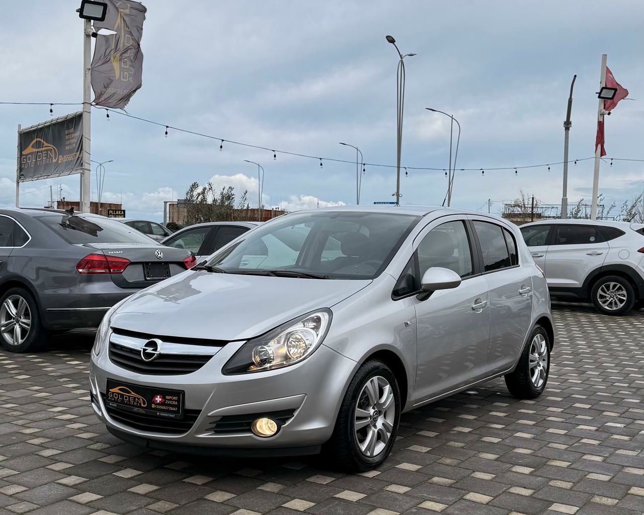 Opel Corsa 2011 - foto 1