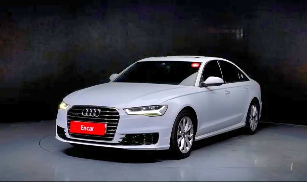 Audi A6 2015 - foto 1