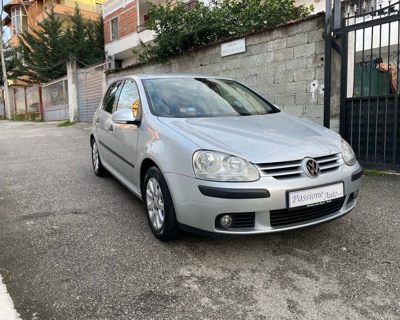 Volkswagen Golf 2008 - foto 1