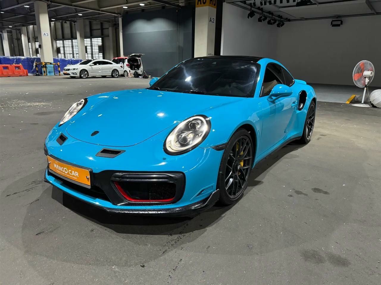 Porsche 911 2018 - foto 1
