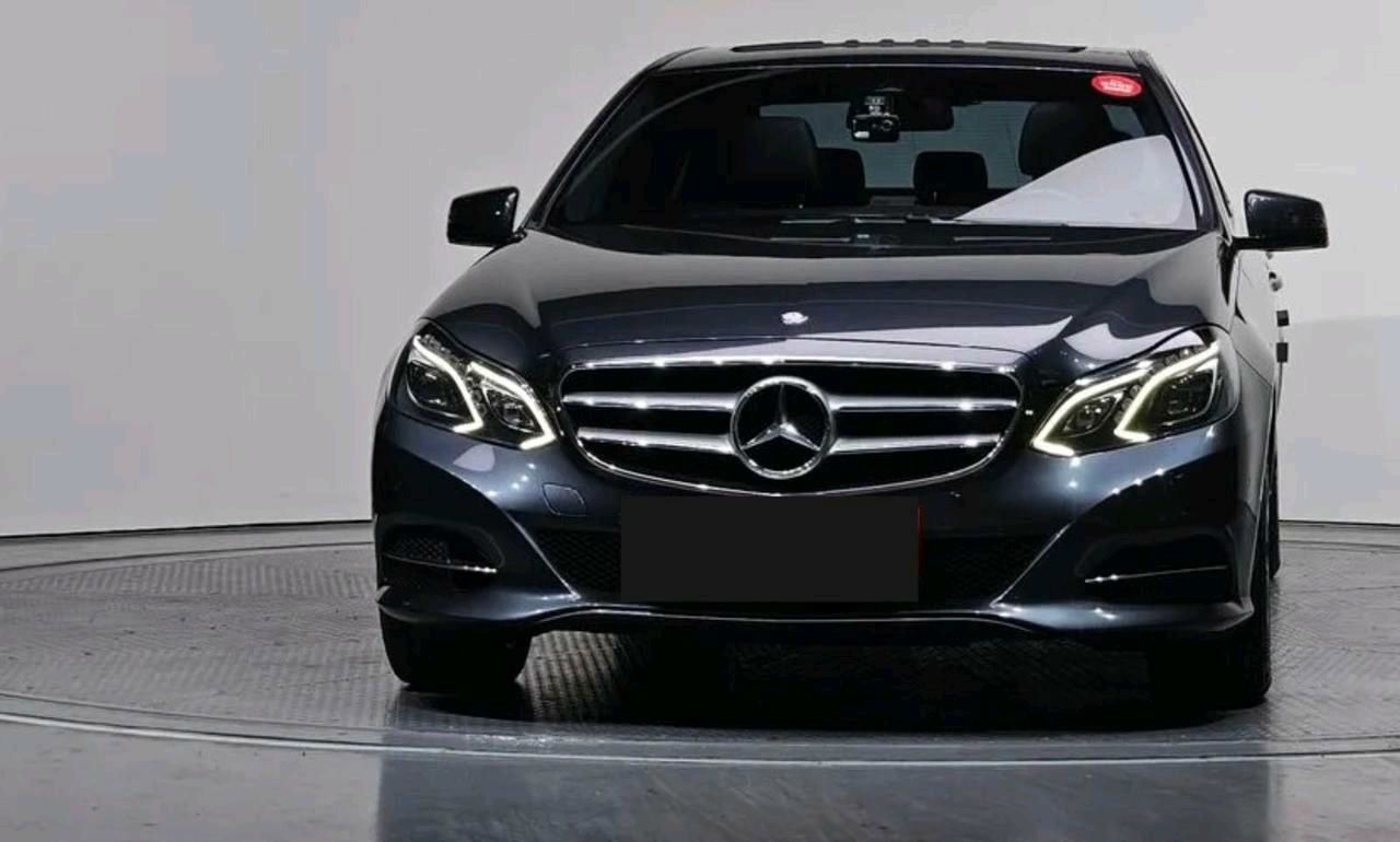 Mercedes-Benz E-Class 2014 - foto 1