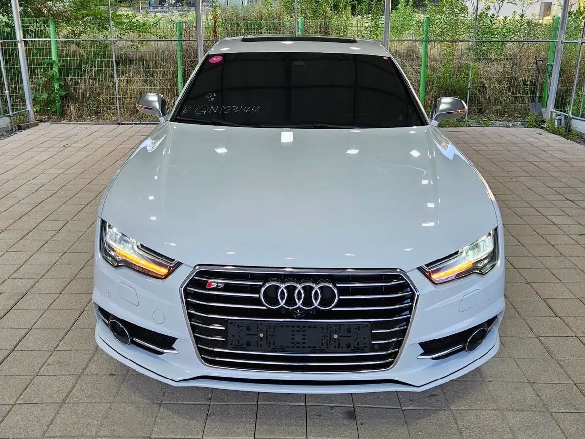 Audi A7 2016 - foto 1